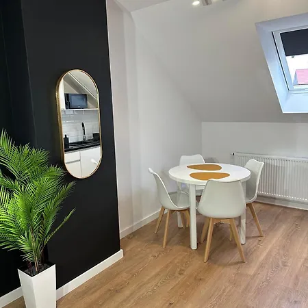 农家乐 Avia - Energylandia Zator *